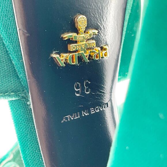 Prada Green Velvet Crystal Strappy Chunky Block Heel Platform Sandal size IT 36 - Picture 11 of 11